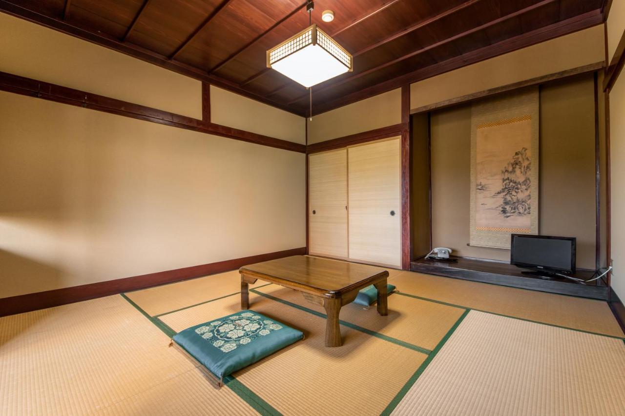 Kadokyu Ryokan Takaoka Exterior foto